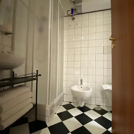 Bed and breakfast Angelicahome 2*